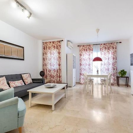 Ferienwohnung Centro Ferrandiz Parking Gratis Málaga Exterior foto