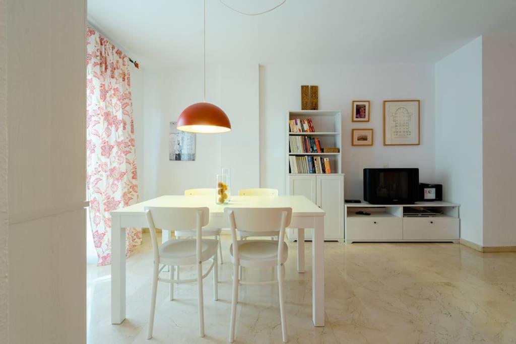 Ferienwohnung Centro Ferrandiz Parking Gratis Málaga Exterior foto