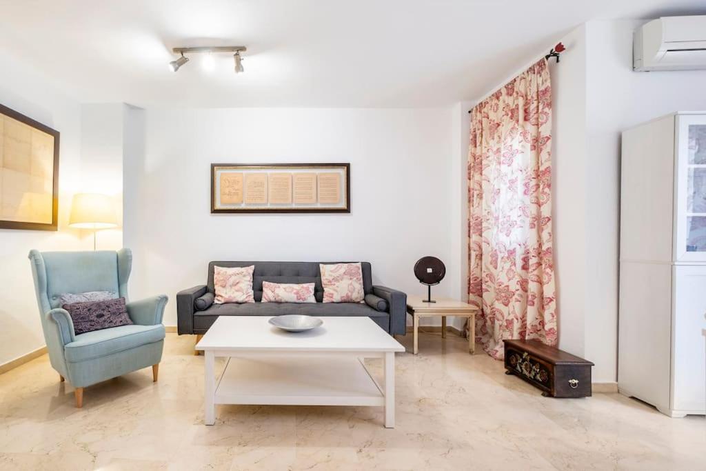 Ferienwohnung Centro Ferrandiz Parking Gratis Málaga Exterior foto